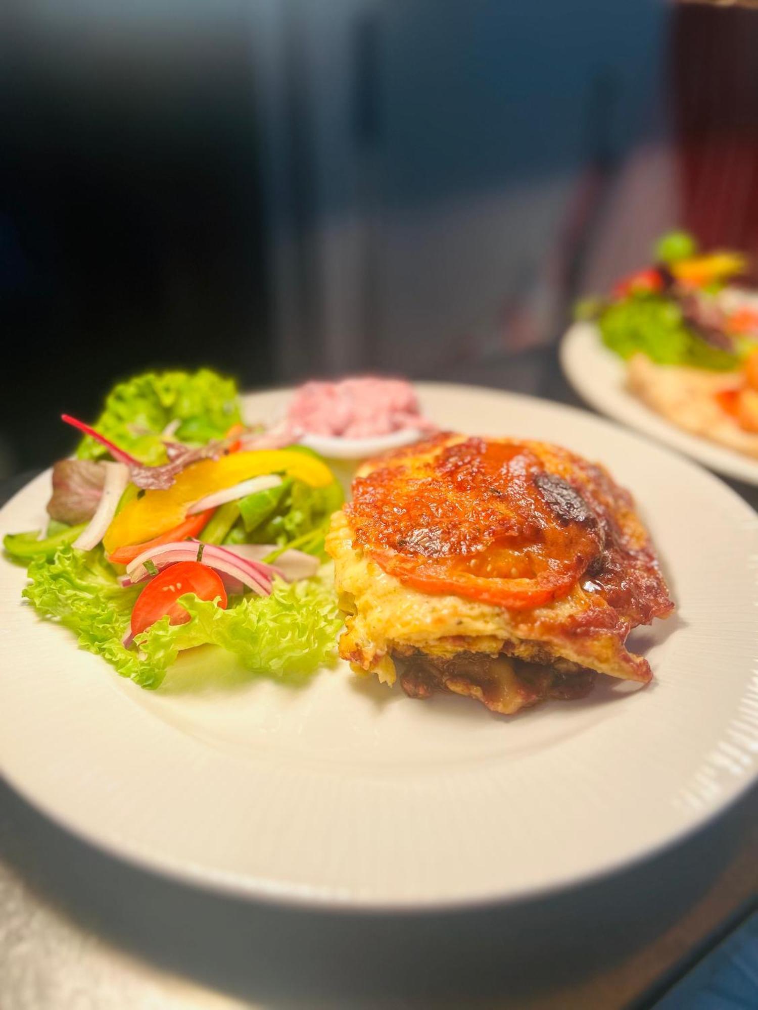 Angel Inn Misson Ngoại thất bức ảnh